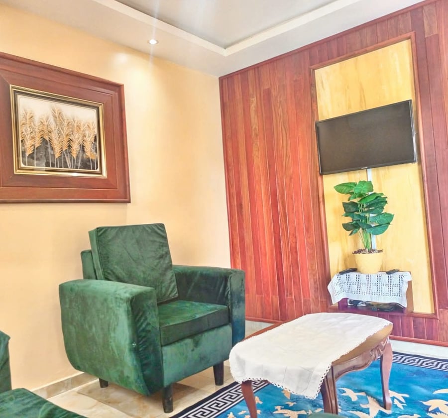 Guest House  for rent in Biyem-Assi, Yaoundé : FCFA 25000