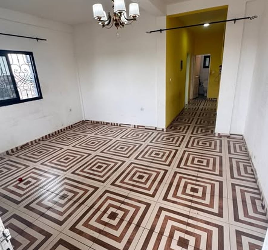Appartement 3 chambres PK12 - Douala