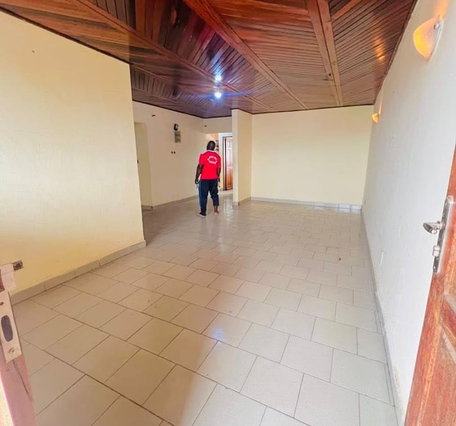 Appartement moderne à louer - Etoug-Ebe, Yaoundé
