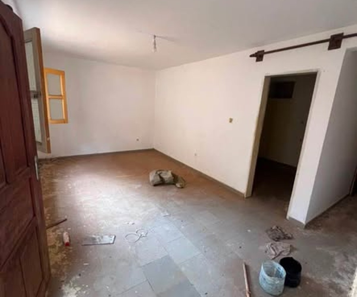 Studio moderne à louer - Mendong carrefour banane