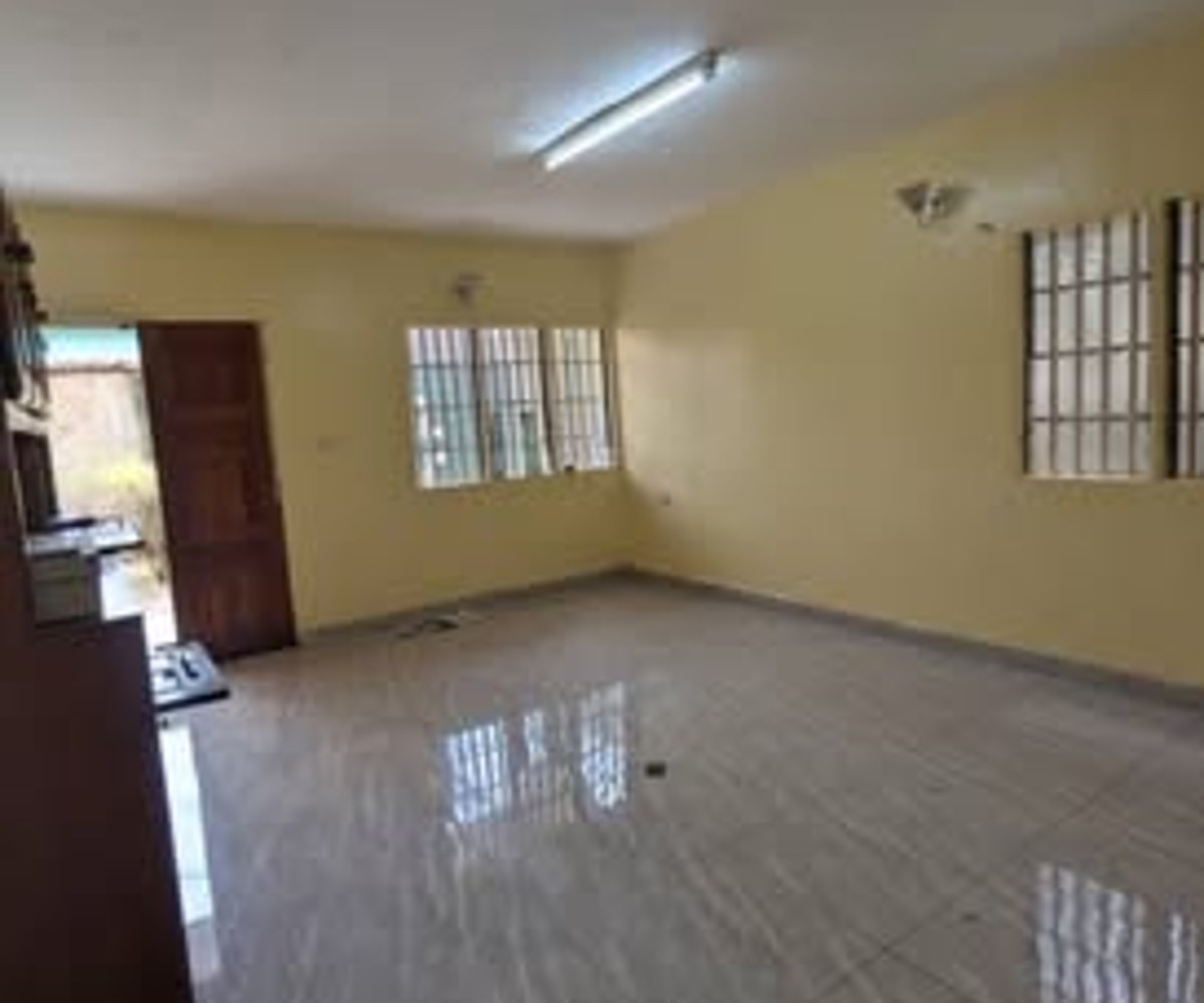 Studio moderne à Tropicana (complexe BEAC) - 80 000 XAF/mois