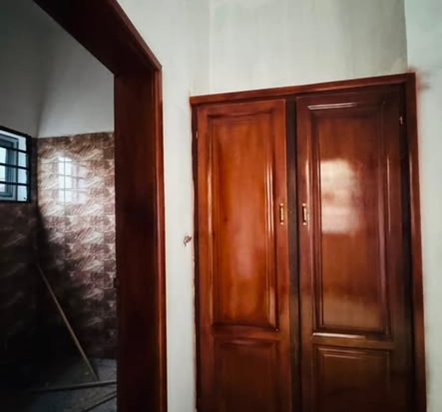 Chambre moderne à louer à Simbock (Mbalgong lycée)