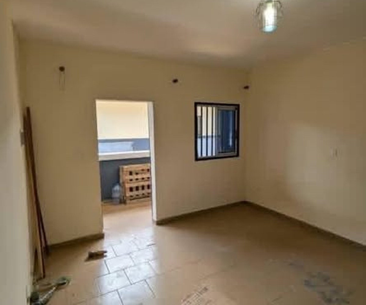 Chambre moderne à Odza