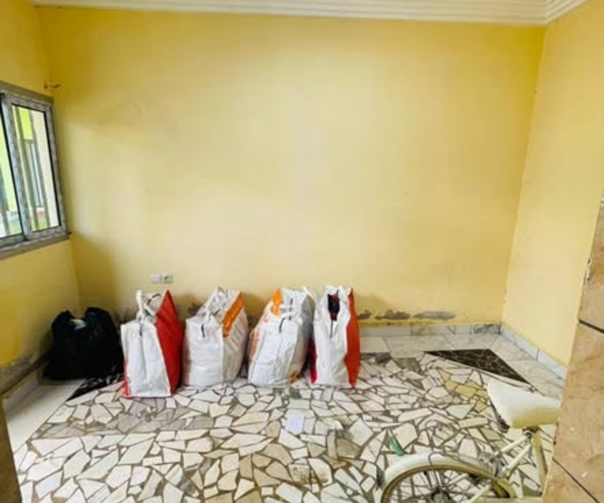 Chambre moderne à Biyem-Assi
