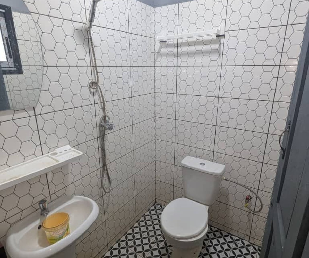 Chambre moderne à louer à Nkolnda