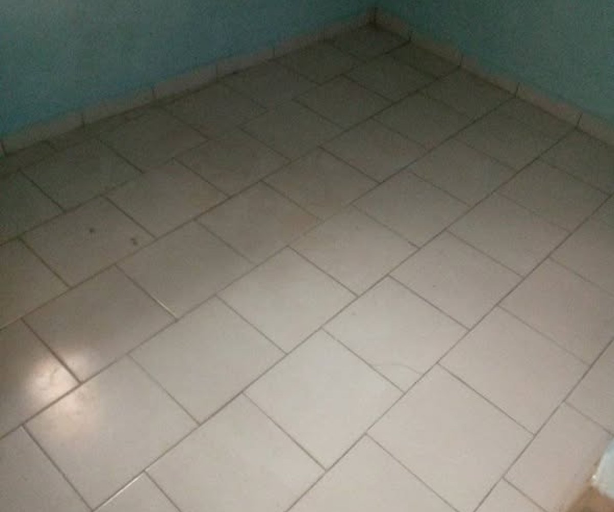 Studio moderne 4 pièces à Nkolbisson - 40 000 FCFA/mois