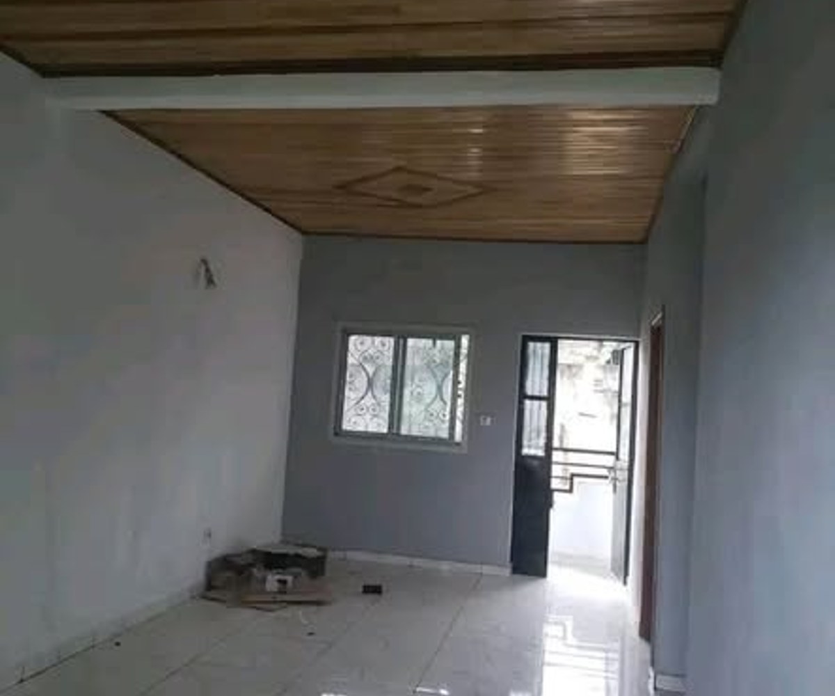 Vaste studio moderne à Village, Douala