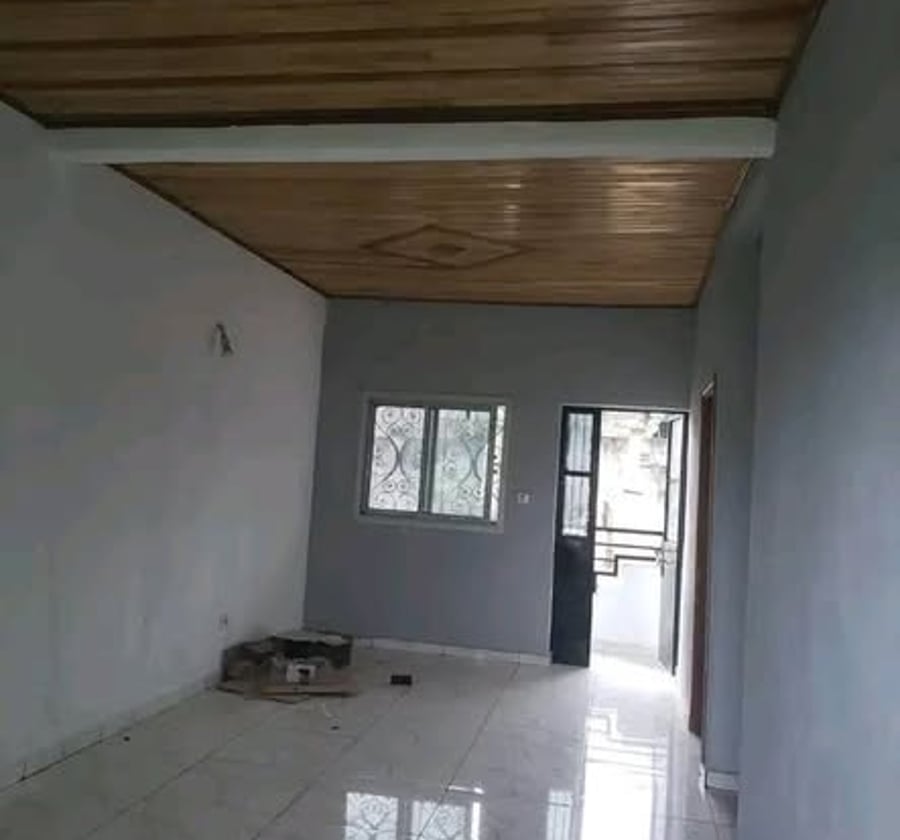 Vaste studio moderne à Village, Douala