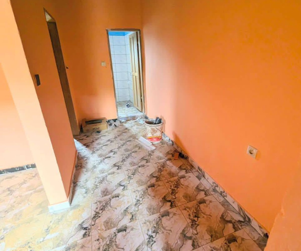 Studio Nouvellement Construit à Nkolfoulou, Yaoundé - 65 000 FCFA
