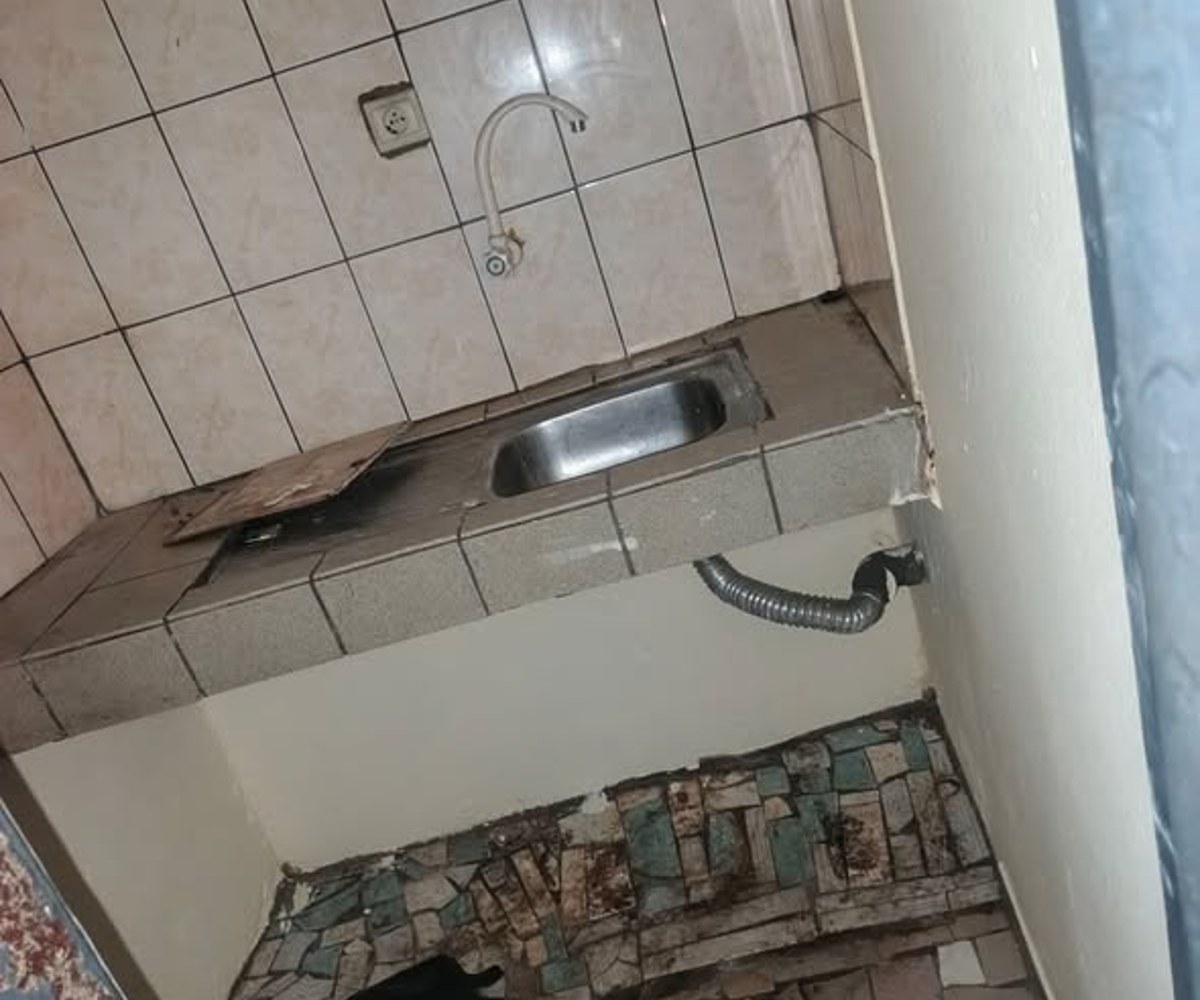 Studio moderne à louer - Logbaba, Douala