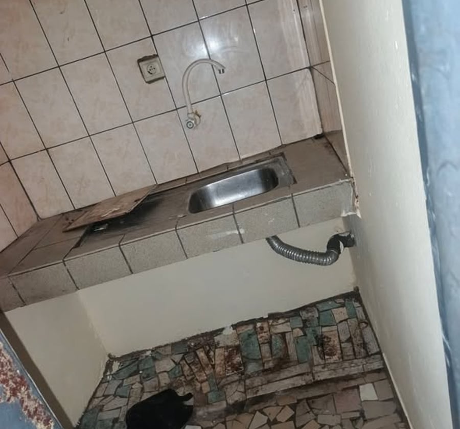 Studio moderne à louer - Logbaba, Douala