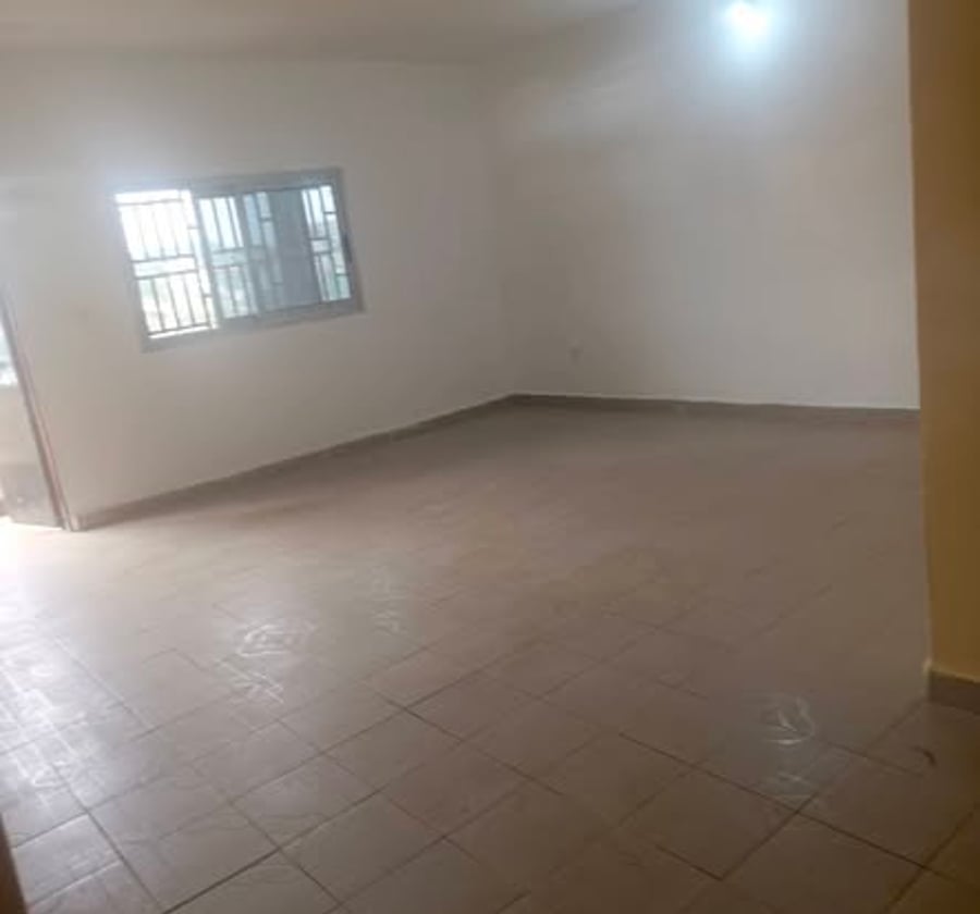 Appartement moderne à louer à Nkomo carrefour Sarah