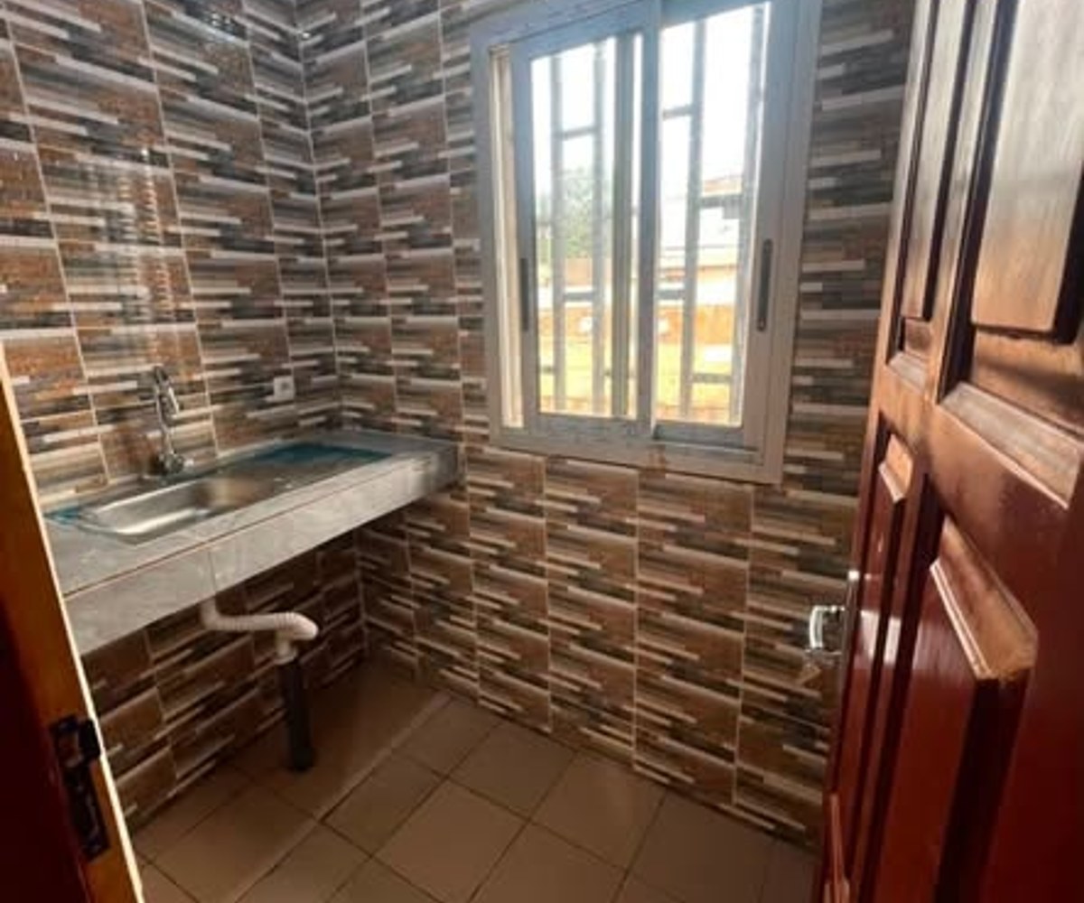 Studio moderne à louer - TKC Yaoundé