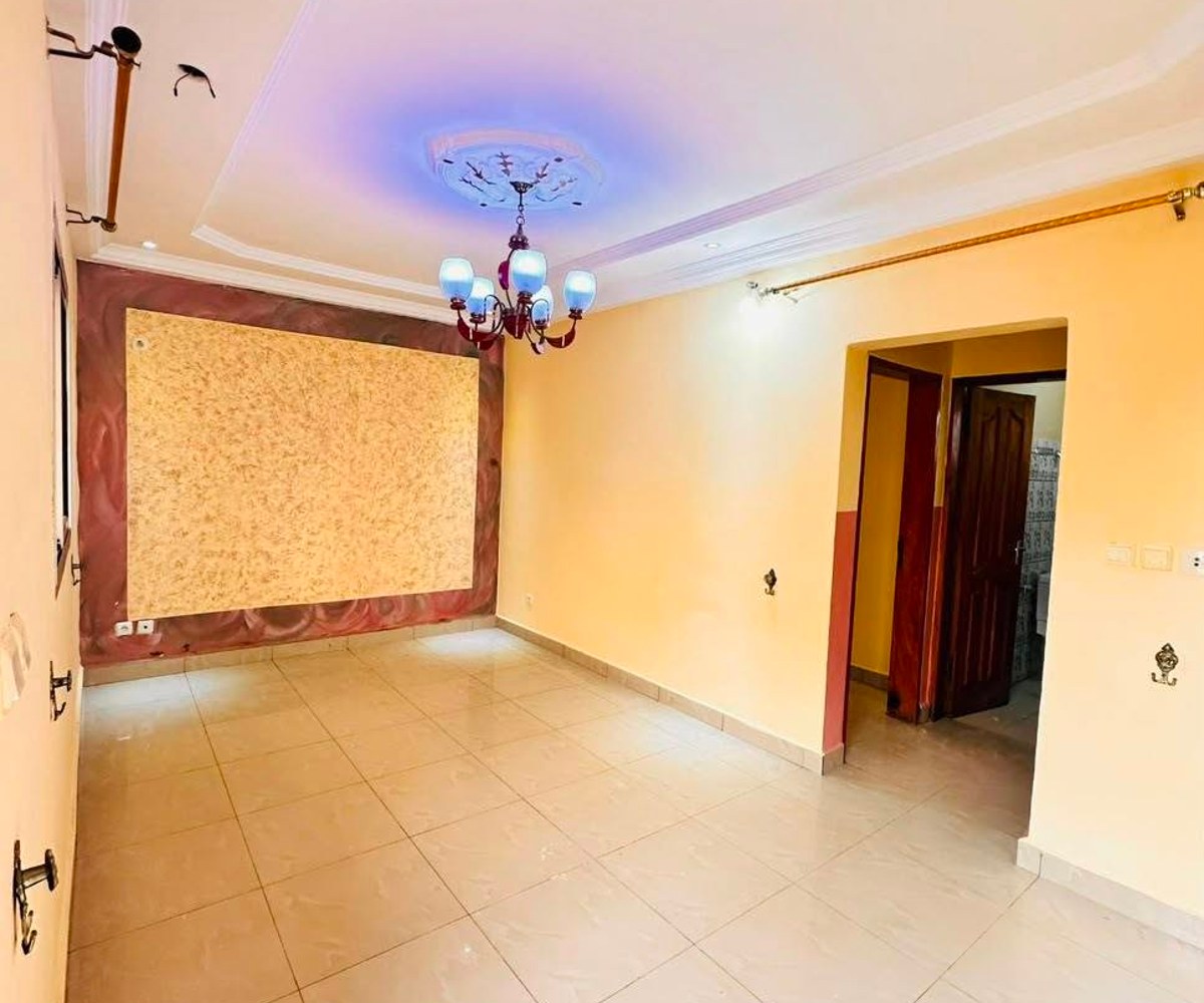 Appartements haut standing à louer à Nsimeyong (Terre Rouge)