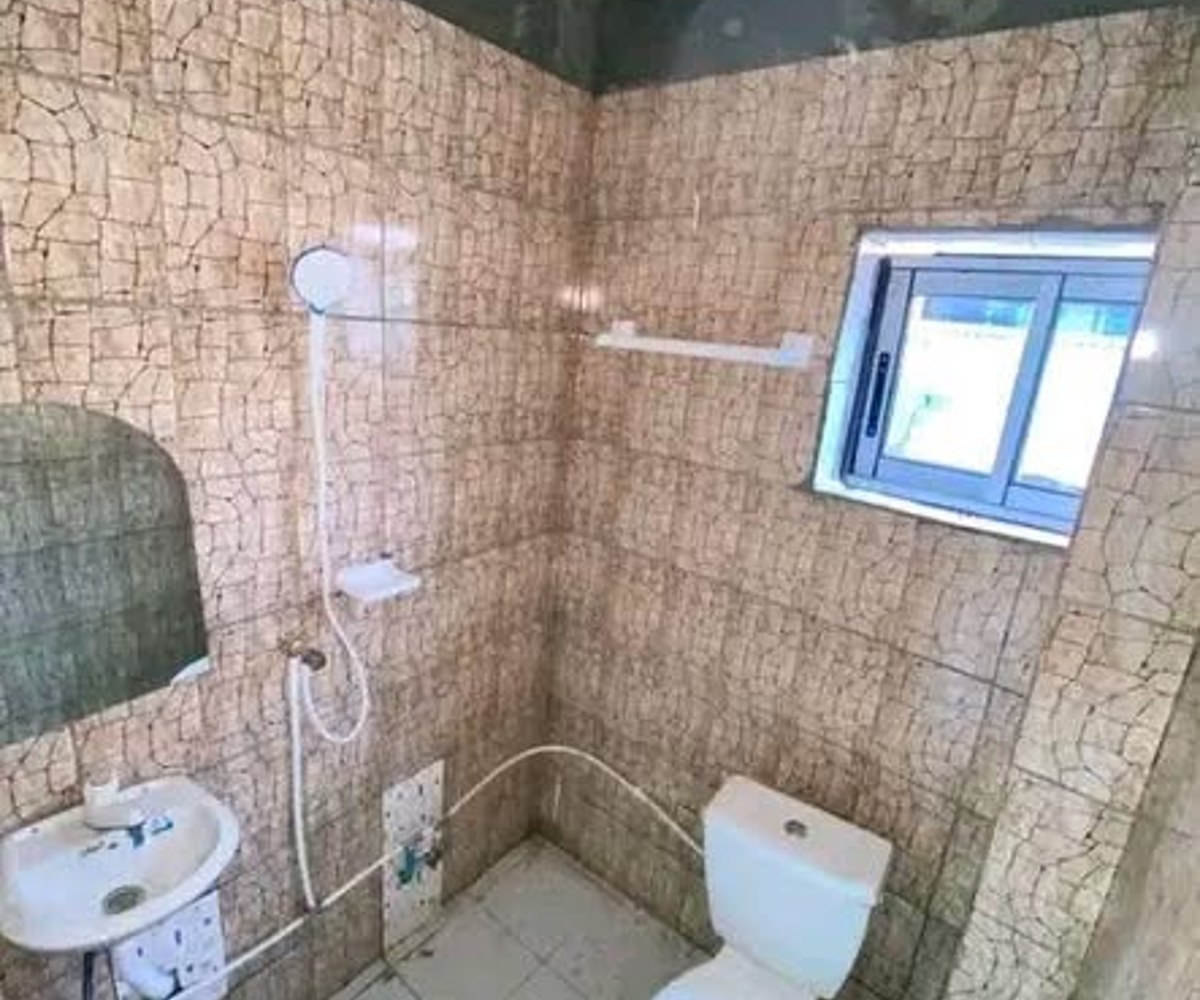 Chambre moderne 3 pièces à Odza - 30 000 FCFA/mois