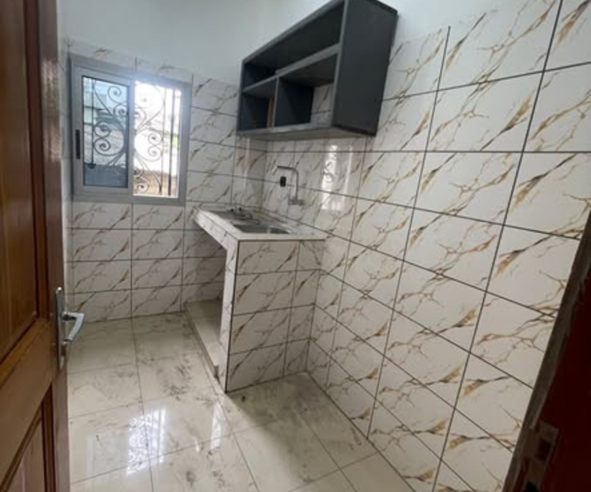 Studio moderne neuf à louer à PK12