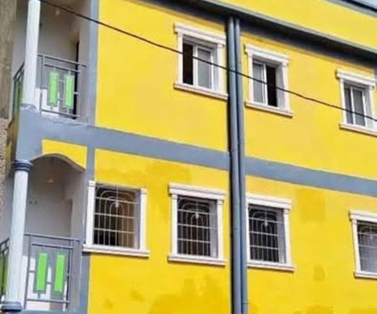 Chambre moderne à louer à Nkoabang