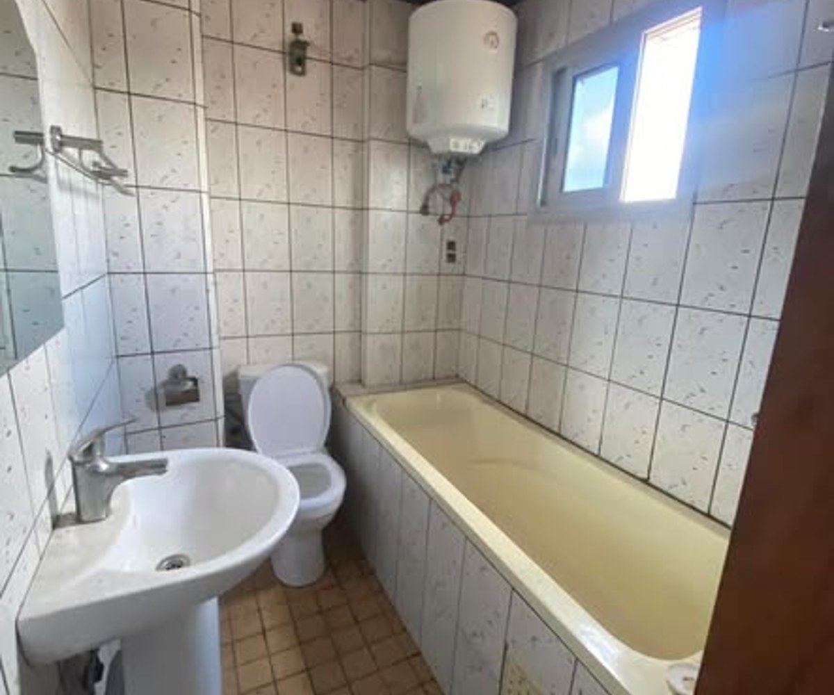 Appartement 2 chambres à louer – Akwa, Douala