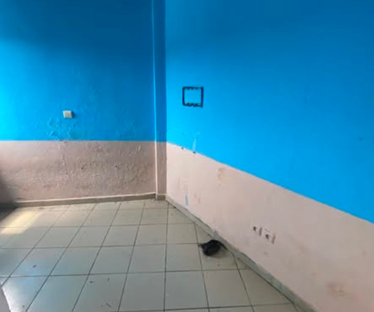 Chambre moderne à louer - Ange Raphaël, Douala
