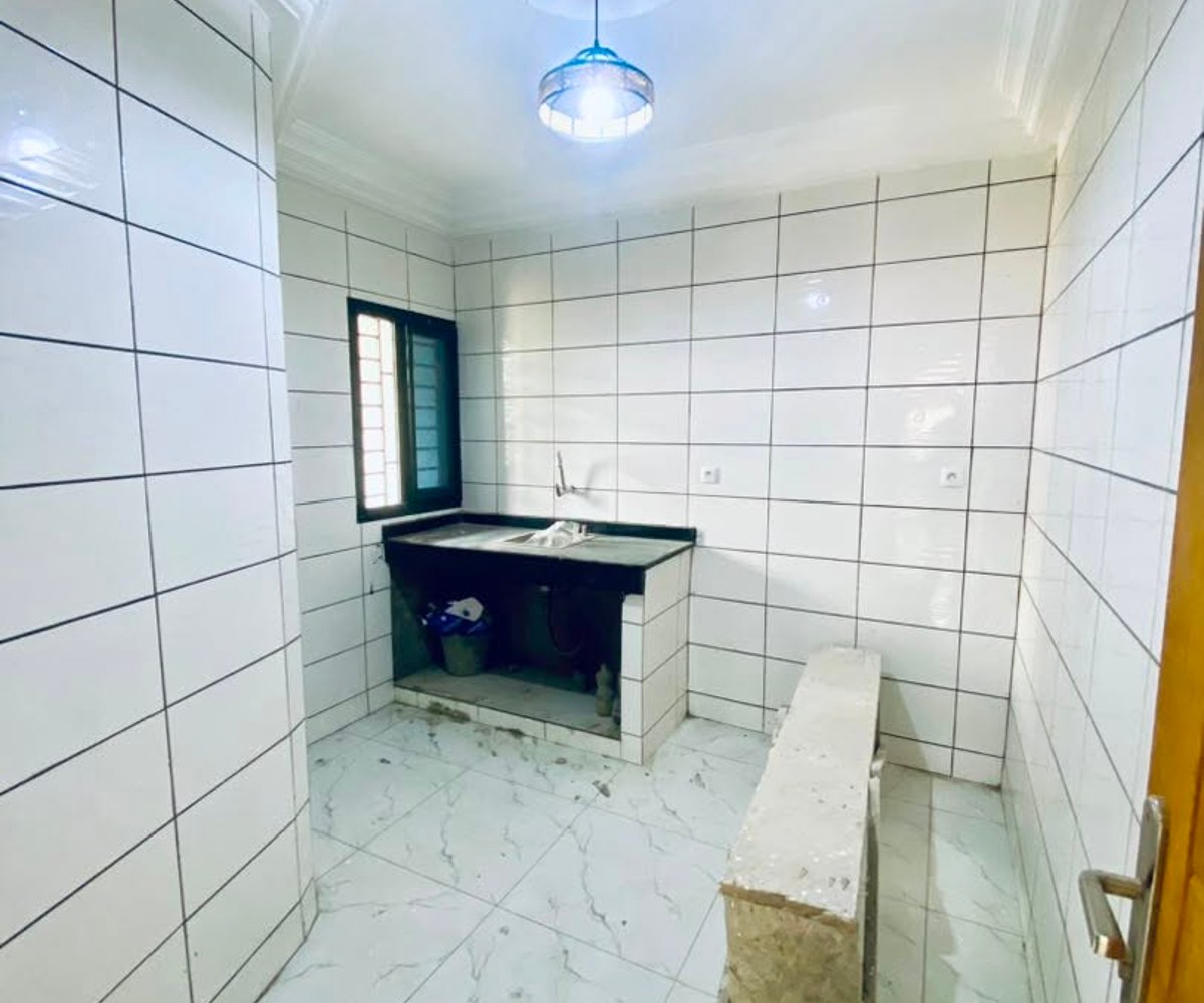 Appartement neuf à louer – 2 chambres – Lycée de New Bell
