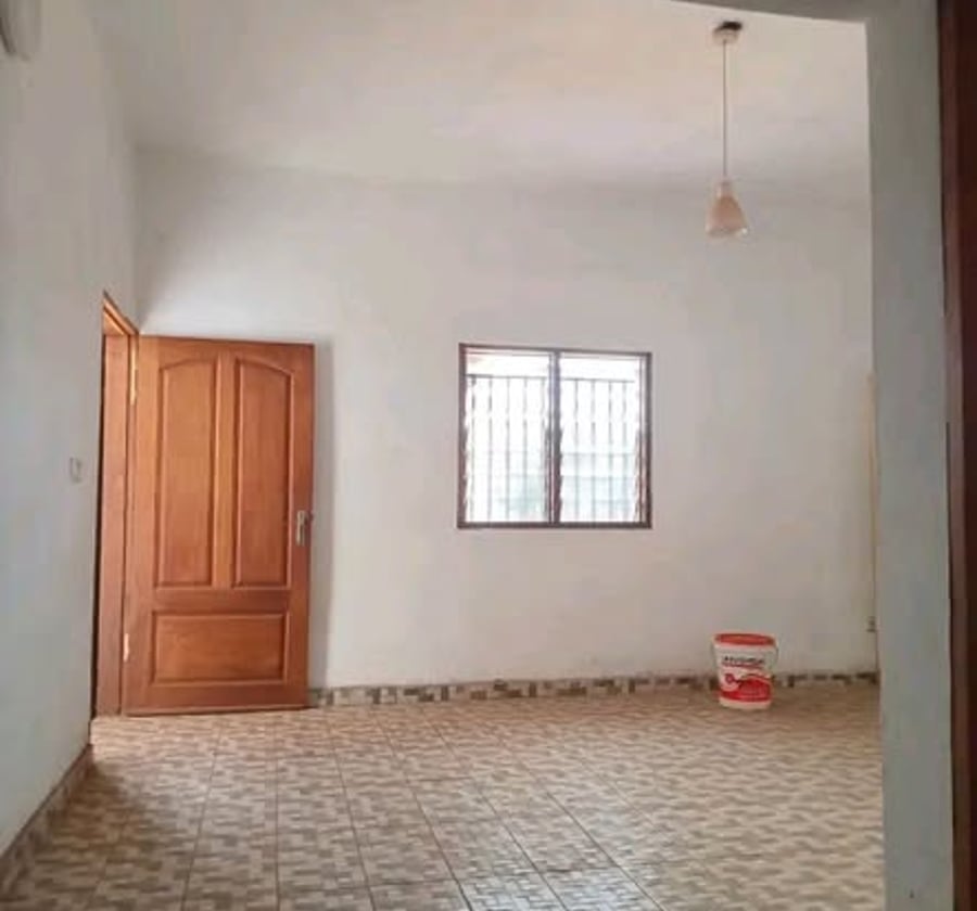 Appartement 2 chambres à louer à Mvan