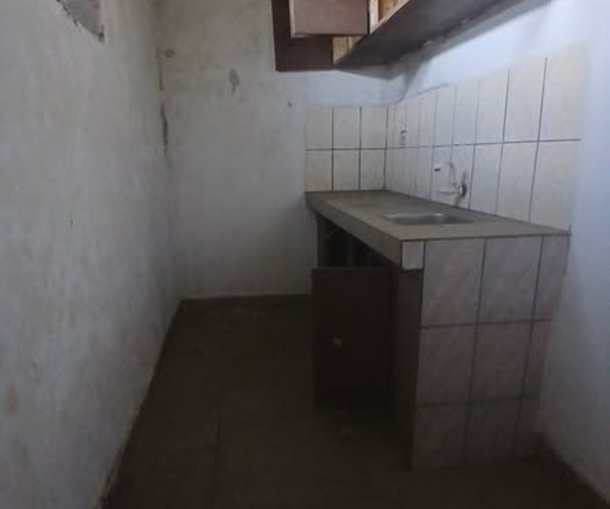 Très vaste appartement 2 chambres à PK 13, Douala