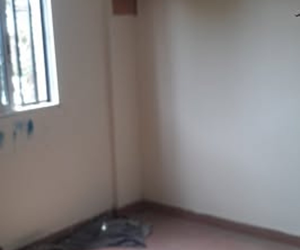 Appartement 2 chambres à louer à PK12, marché
