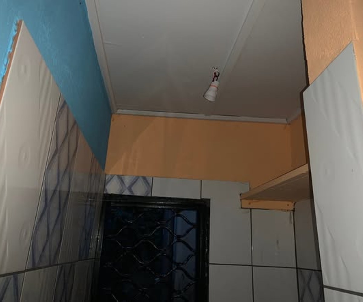 Chambre moderne à Nyalla, entrée Pays-Bas