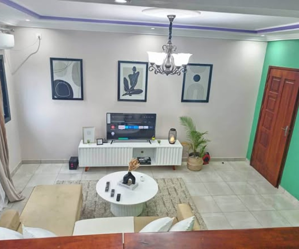 Studio meublé à Odza, Yaoundé - 20 000 FCFA/nuitée