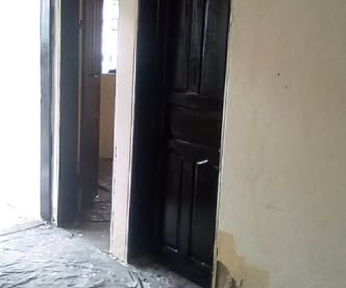 Appartement 2 chambres à louer, PK10, Douala