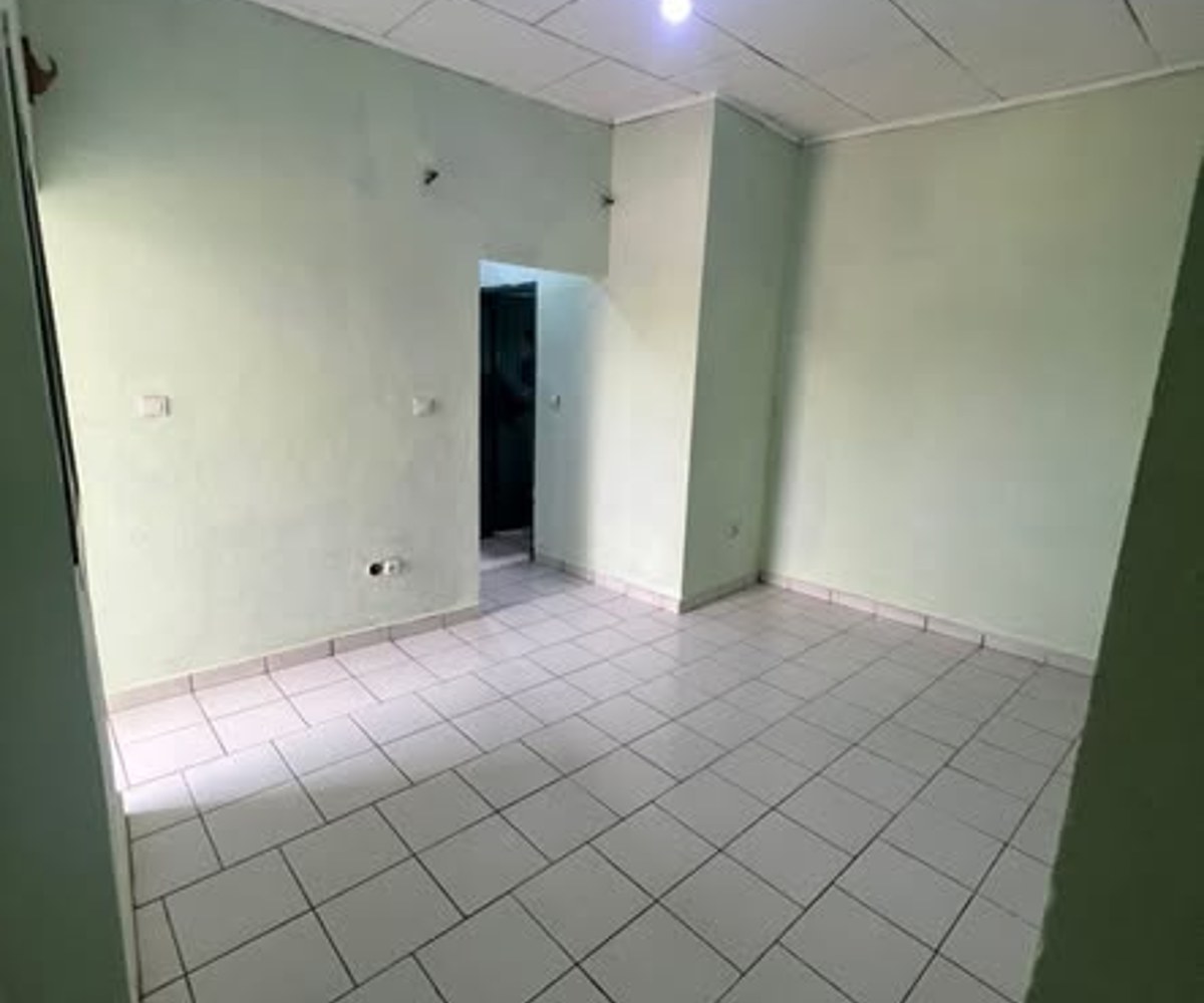 Studio moderne dans la barrière - TKC, Yaoundé