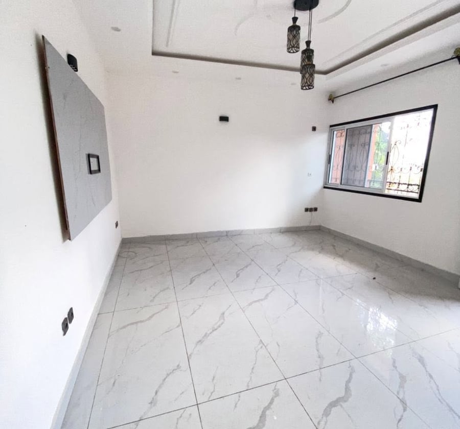 Superbe appartement moderne à louer à Efoulan