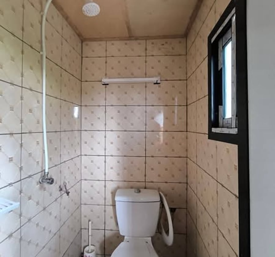 Chambre moderne à Ndogbong Bifaga