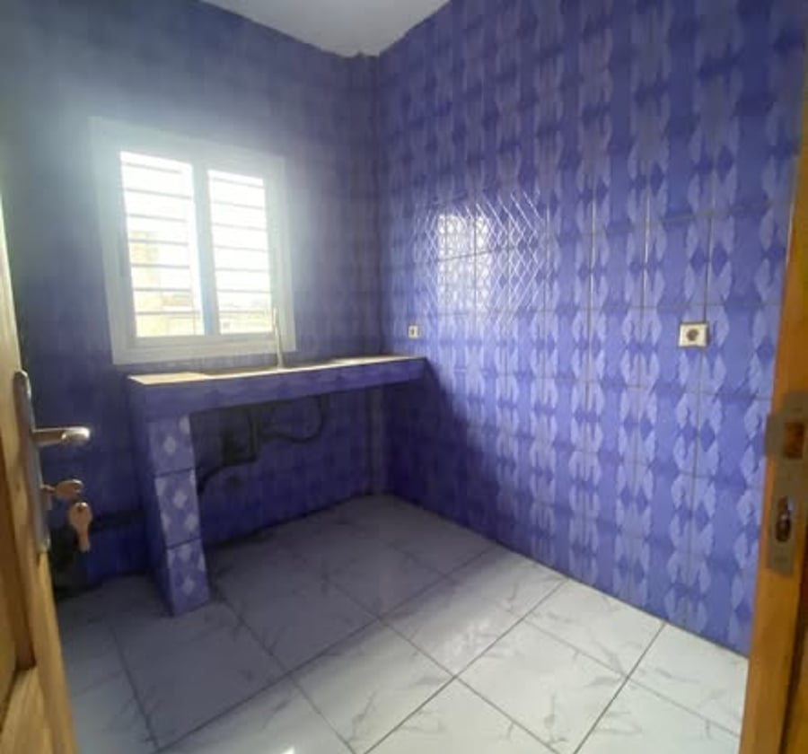 Appartement 2 chambres à Ange Raphaël - 80 000 FCFA/mois