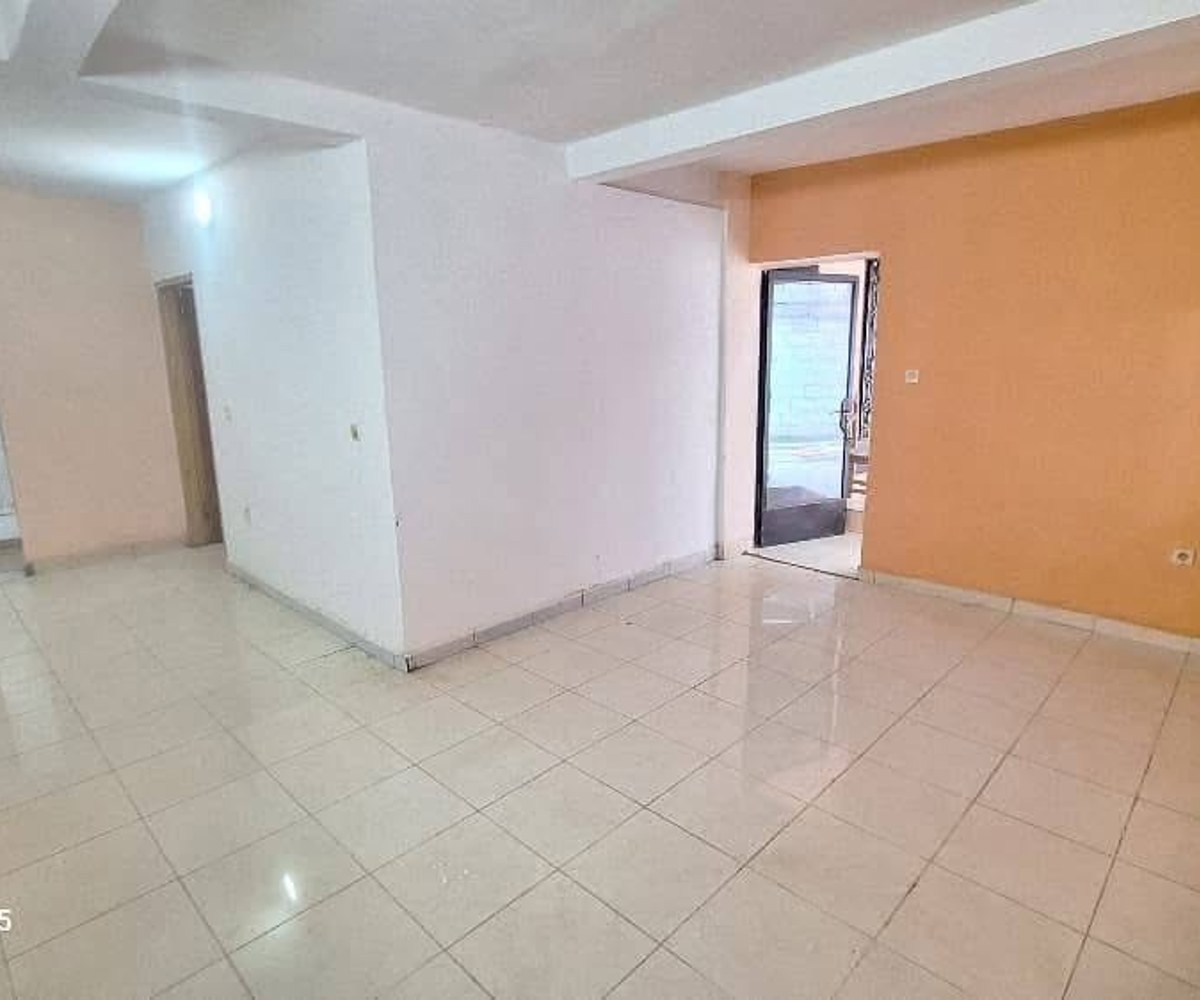 Appartement à louer à Happy - 80 000 FCFA