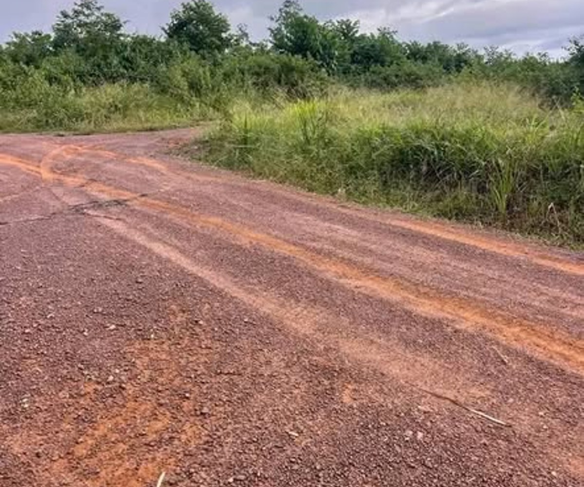 Terrain à Odza - 5000 m² titré, 10 000 FCFA/m²
