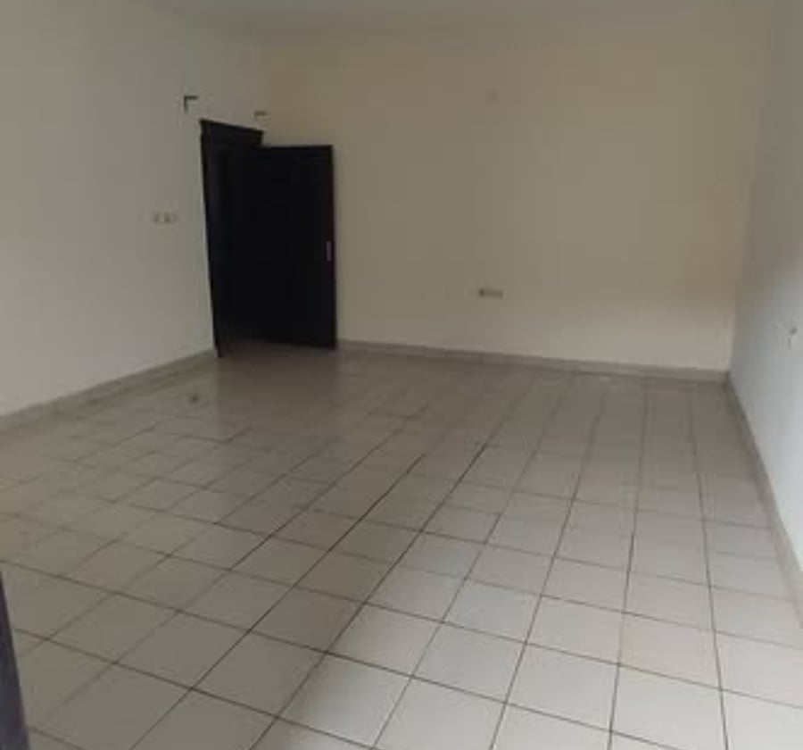 Appartement Moderne 3 Chambres - Ndogbong Compagnie