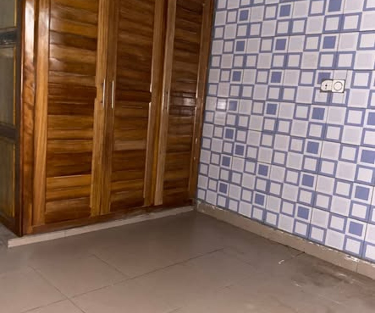 Studio moderne à louer à Ndogpassi II