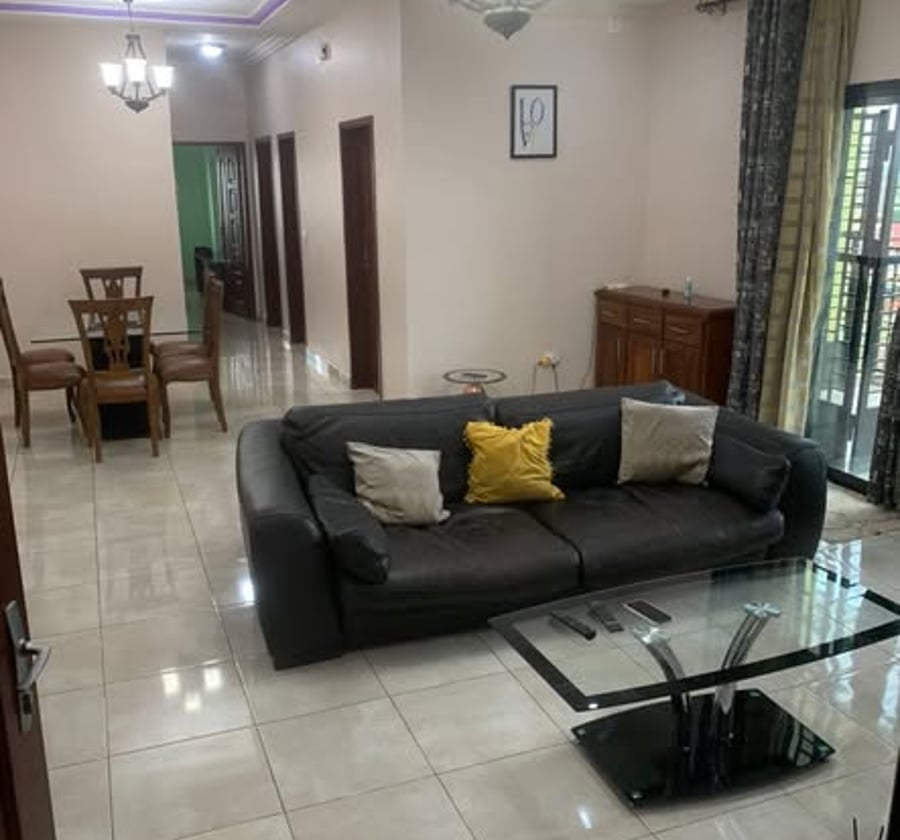 Appartement meublé à Odza - 25 000 FCFA/nuit