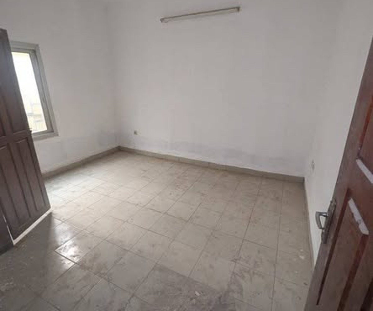 Grand appartement 2 chambres - Bonamoussadi, Douala