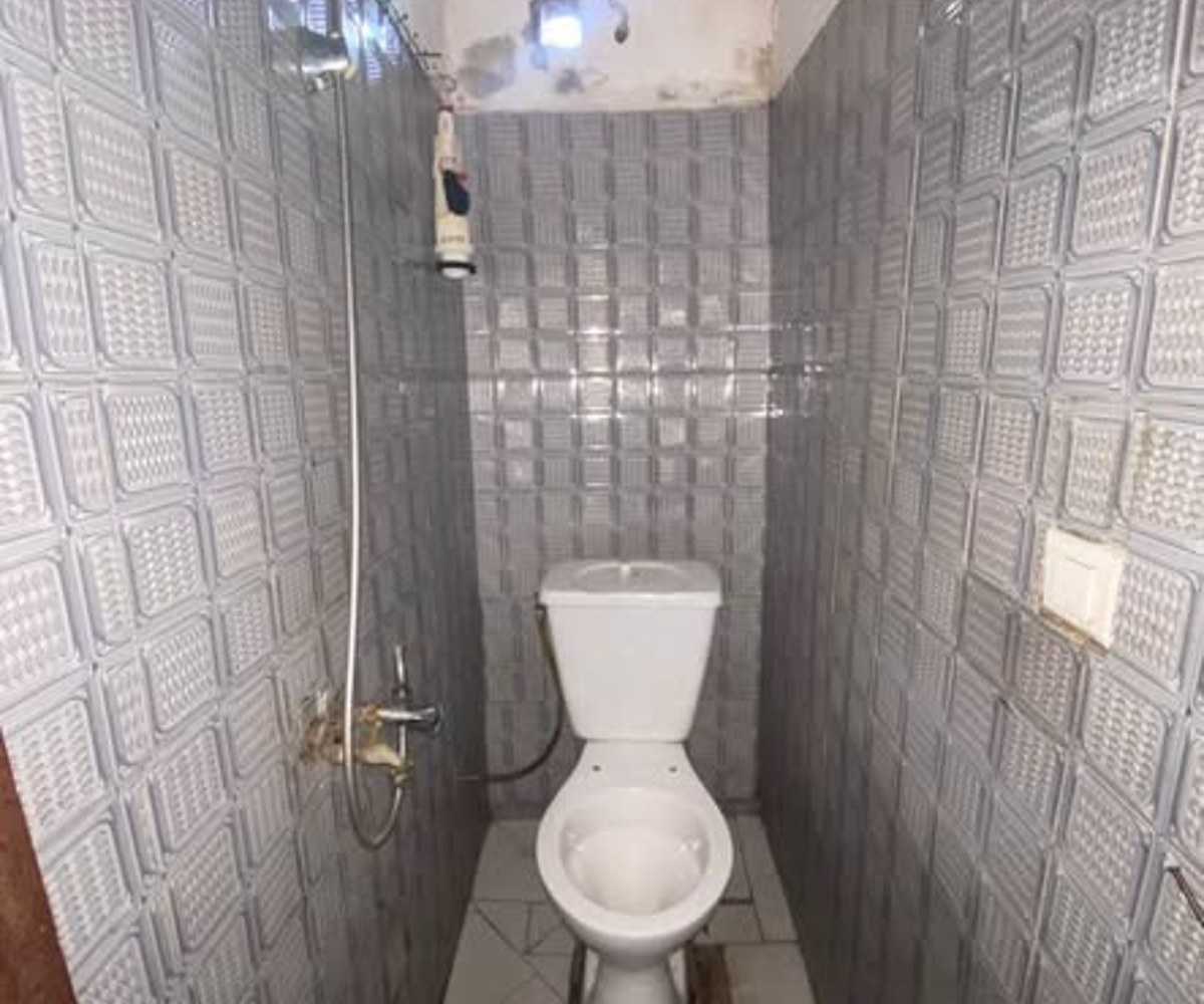 Studio moderne à louer - PK12, Douala