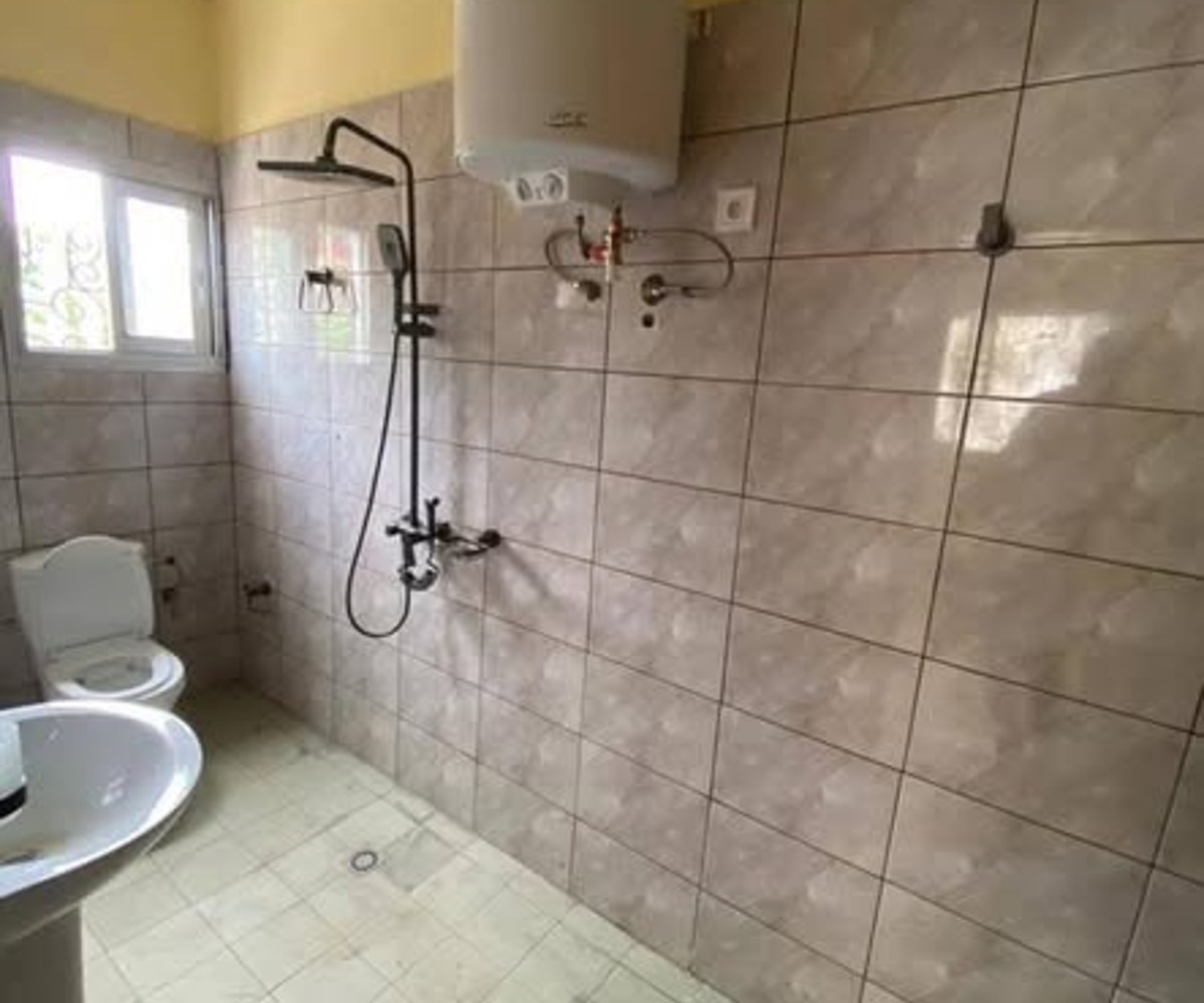 Appartement neuf à Odza Borne10