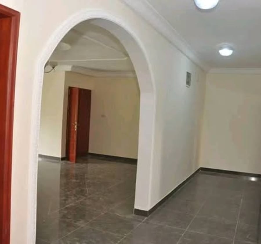 Immeuble neuf à vendre - Mvan, Yaoundé
