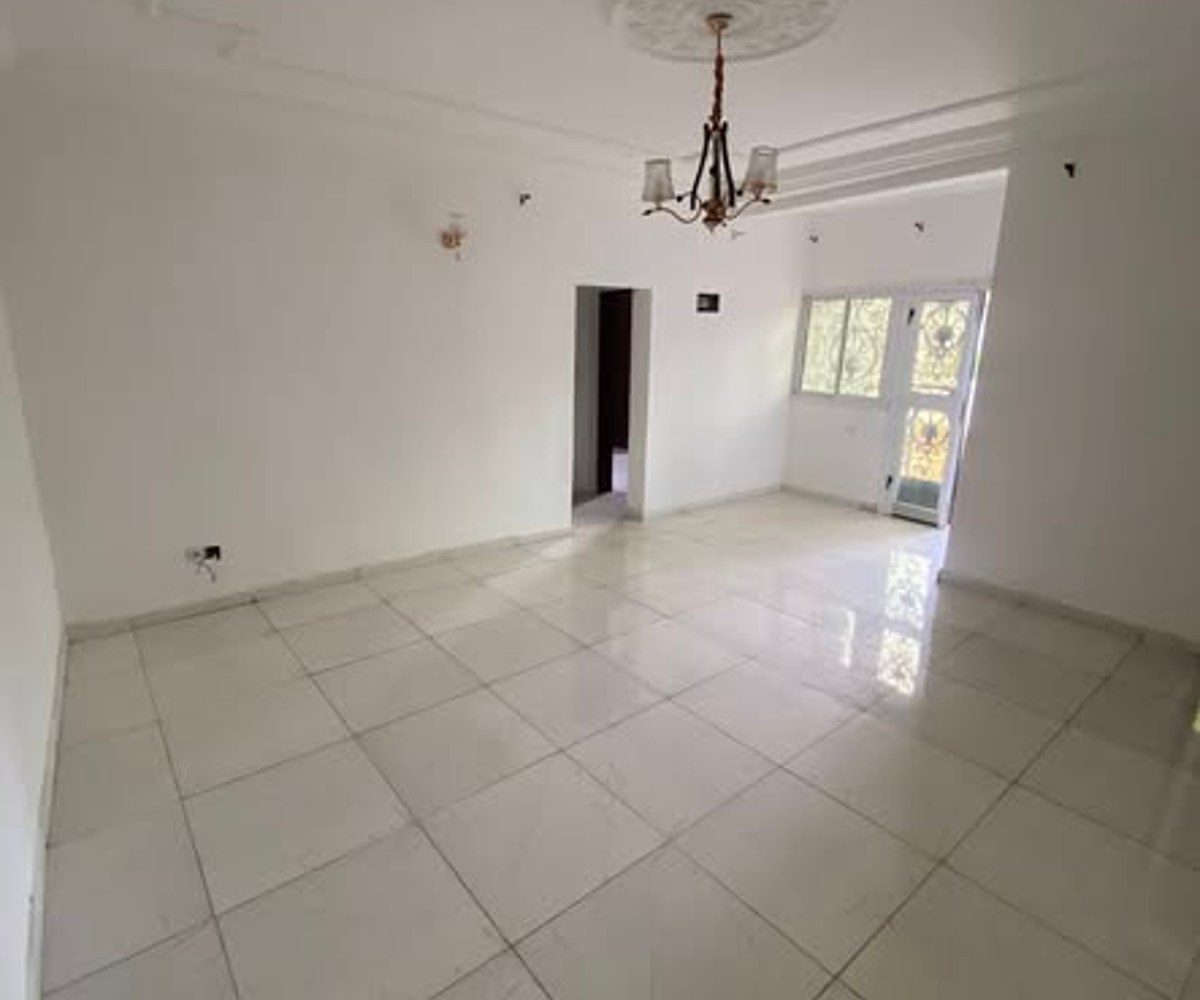 Appartement moderne à louer à Odza Borne 10