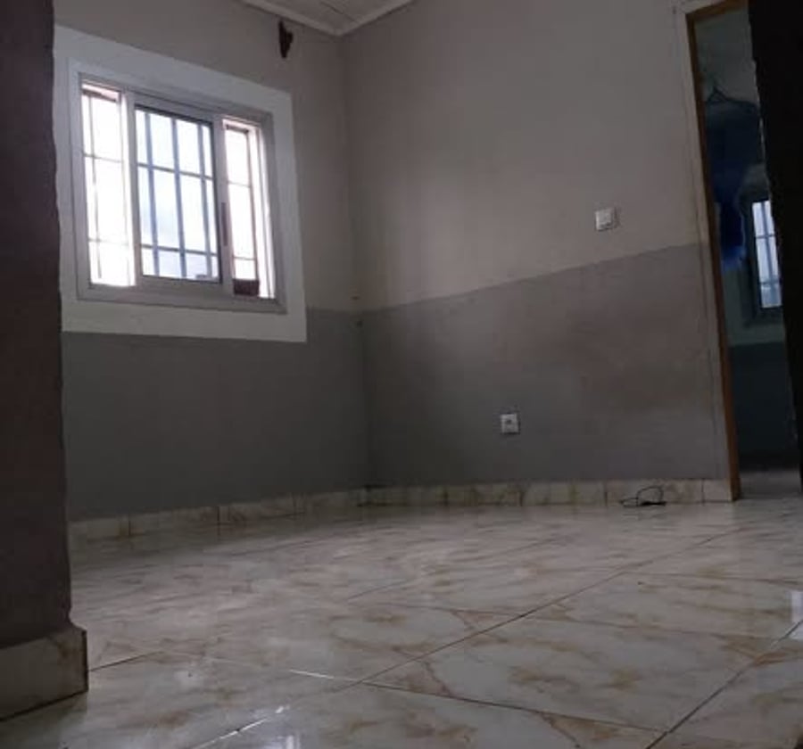 Chambre à louer - Nyalla kambo