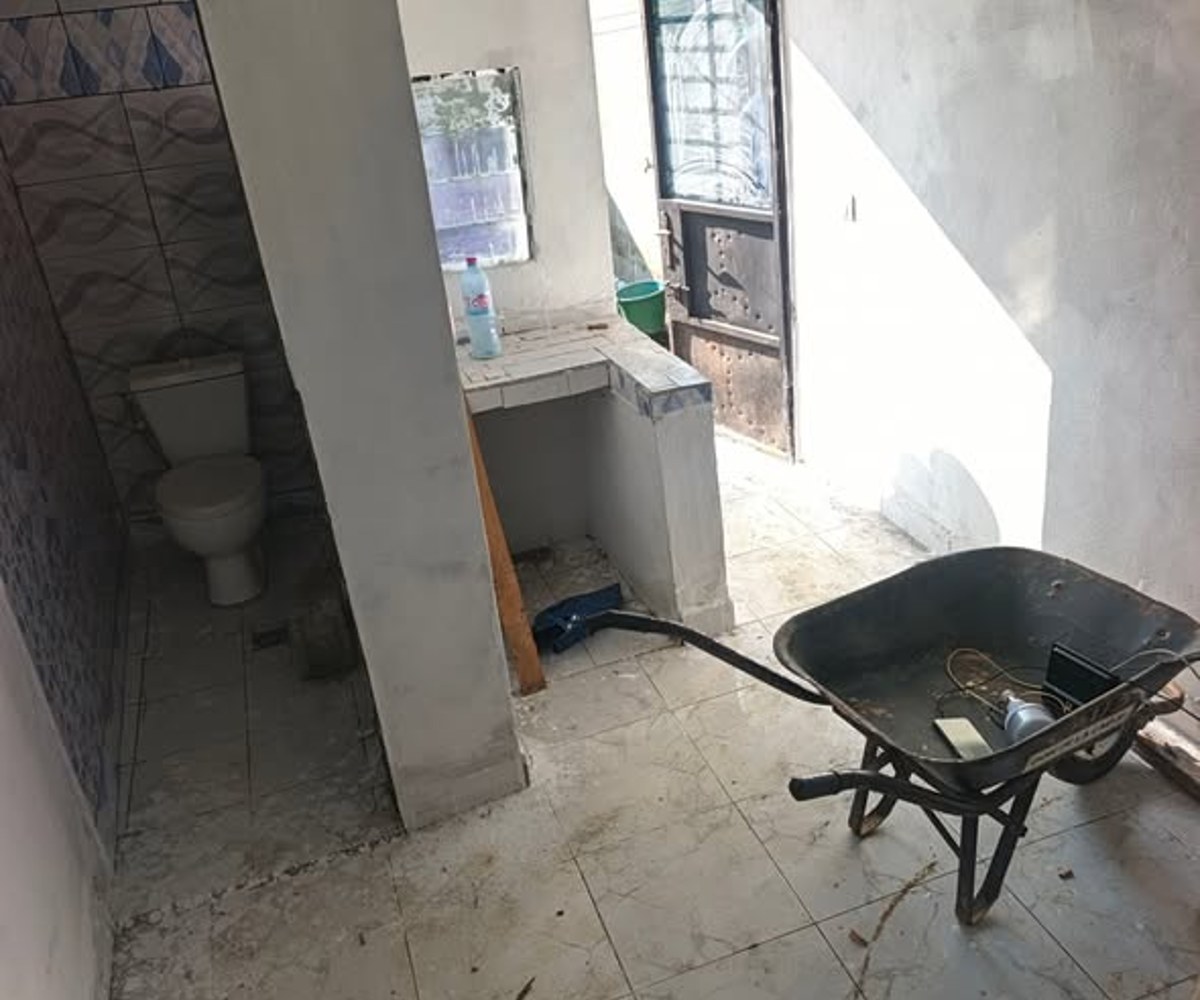 Chambre moderne à PK 10