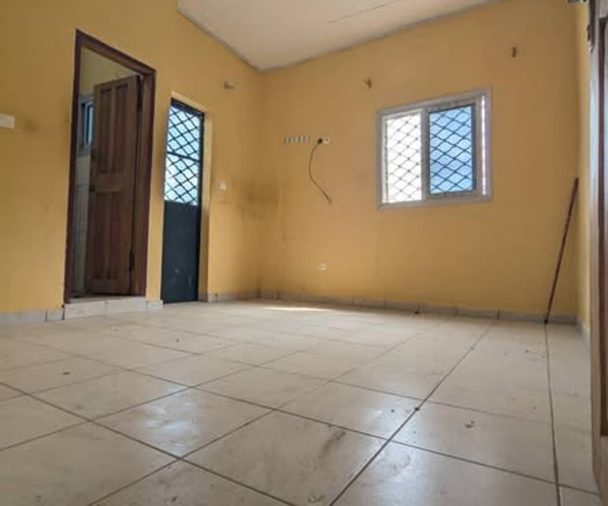 Chambre à louer à PK 14, Douala