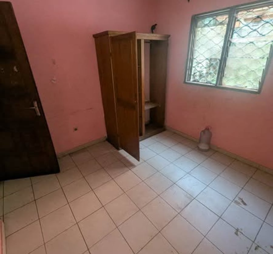 Appartement à la Cité des Palmiers, Douala