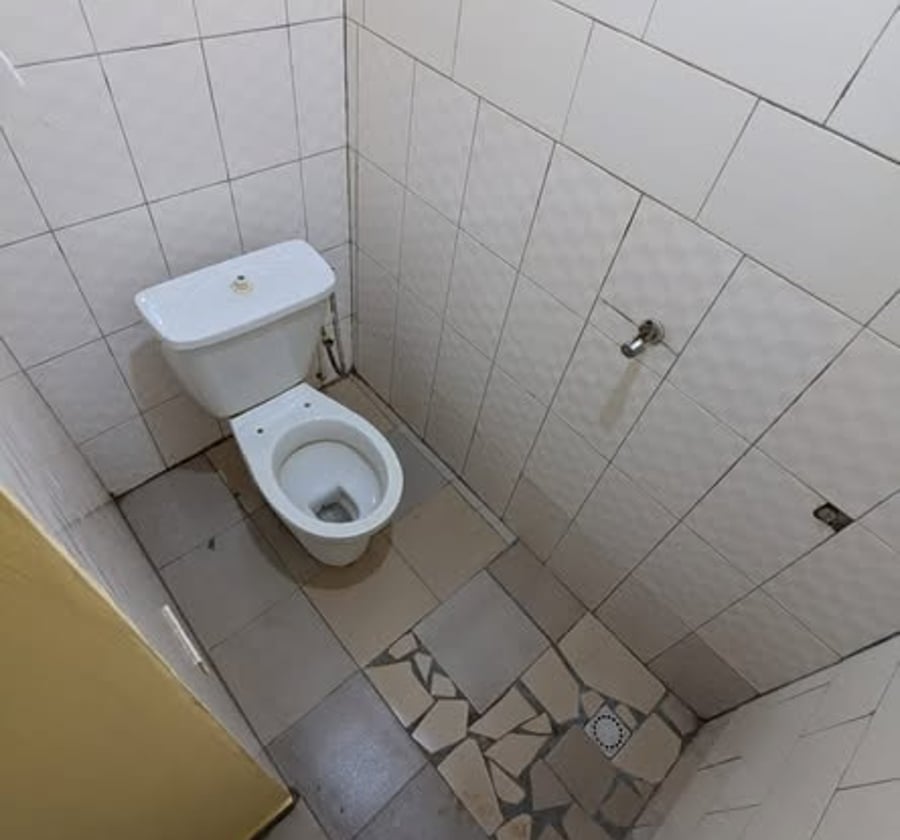 Chambre moderne à louer - Fourgerol, Yaoundé