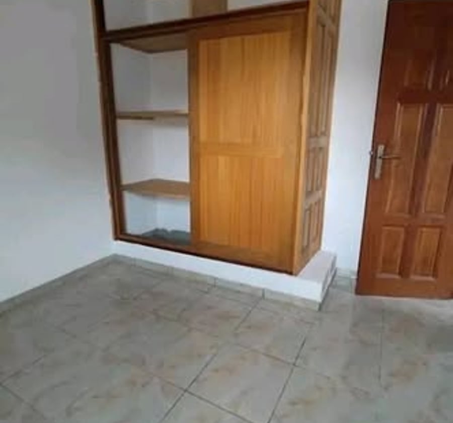Appartement 2 chambres à Ndogbassi, Douala